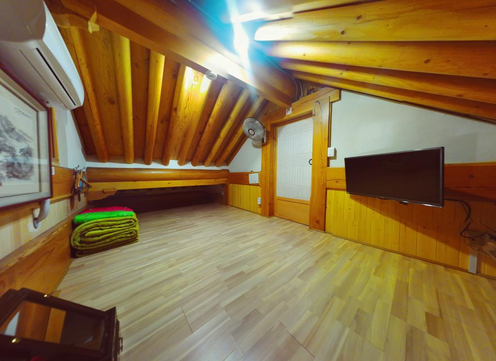 ג'אונג'ו Hanok Guesthouse Jangsoo חדר תמונה