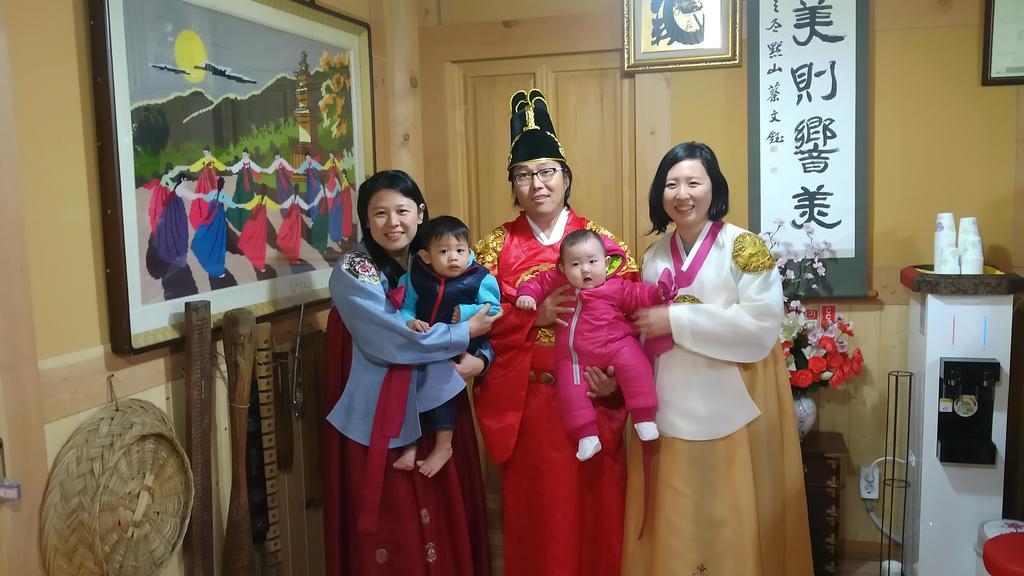 ג'אונג'ו Hanok Guesthouse Jangsoo מראה חיצוני תמונה